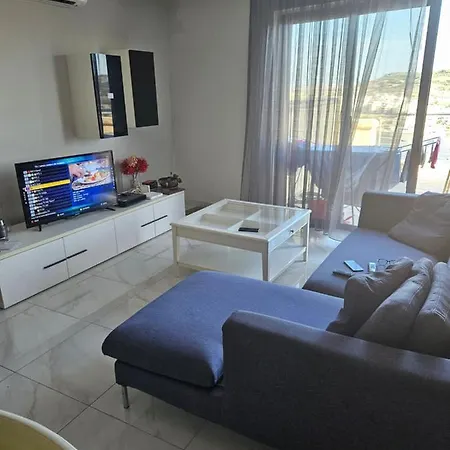Double Bedroom In Shared Penthouse - Seabreeze Terraces *